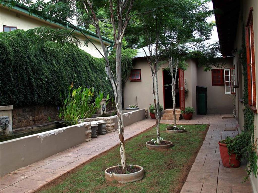 East View Guesthouse Претория Екстериор снимка